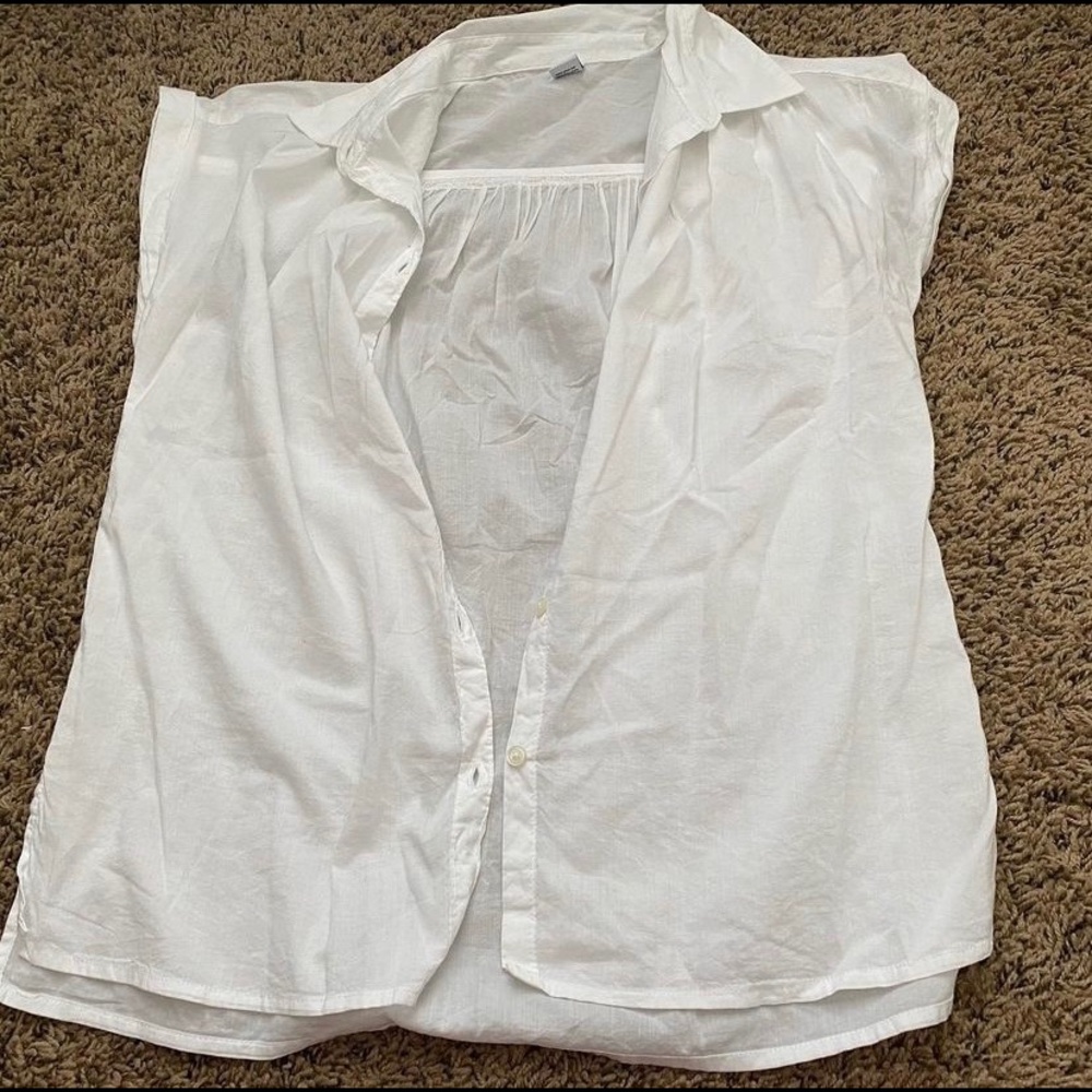 Old Navy White Button-Down Cap-Sleeve Shirt